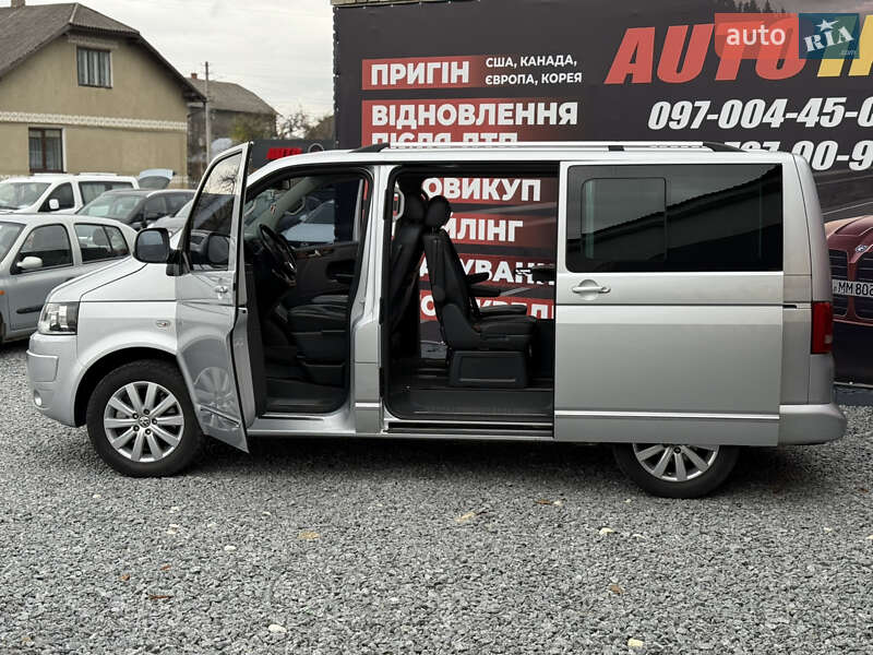Мінівен Volkswagen Multivan 2011 в Стрию
