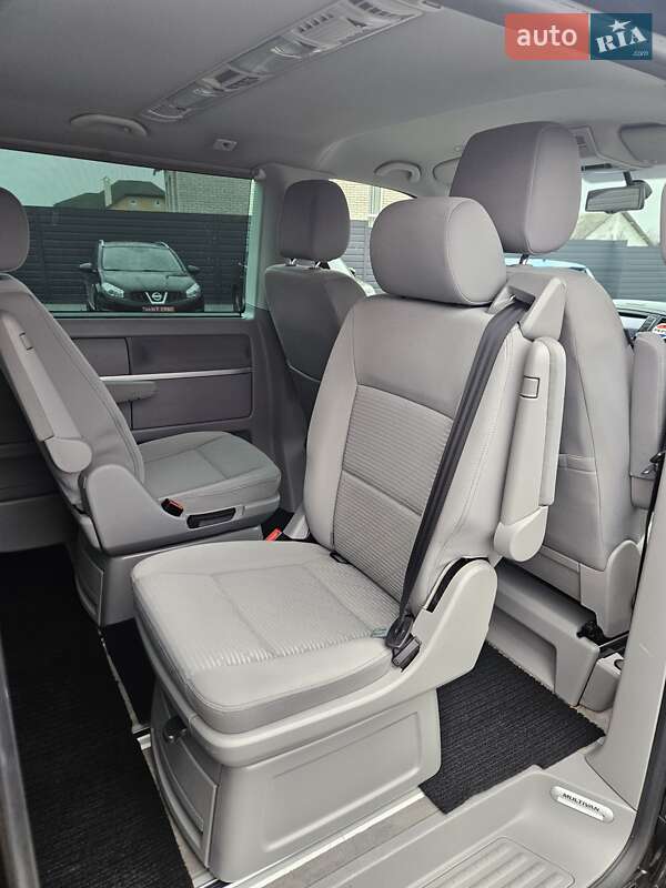 Мінівен Volkswagen Multivan 2014 в Луцьку