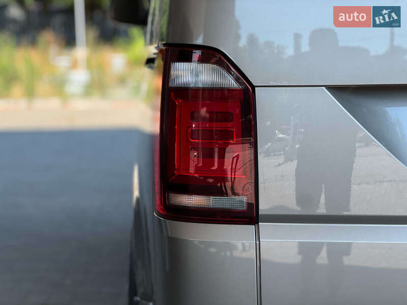 Мінівен Volkswagen Multivan 2017 в Чернівцях фото 12 Мінівен Volkswagen Multivan 2017 в Чернівцях