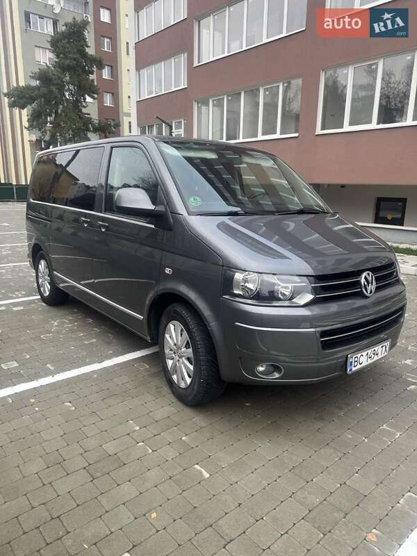 Мінівен Volkswagen Multivan 2011 в Новояворівську фото 3 Мінівен Volkswagen Multivan 2011 в Новояворівську