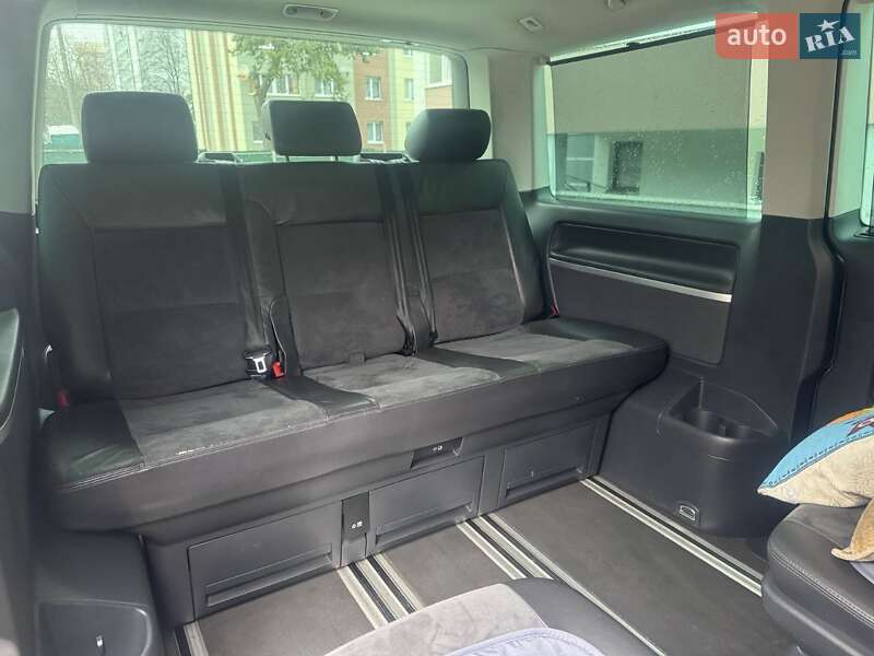 Мінівен Volkswagen Multivan 2011 в Новояворівську фото 8 Мінівен Volkswagen Multivan 2011 в Новояворівську