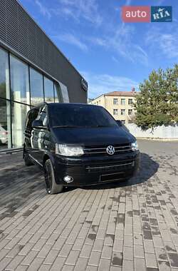 Минивэн Volkswagen Multivan 2011 в Киеве