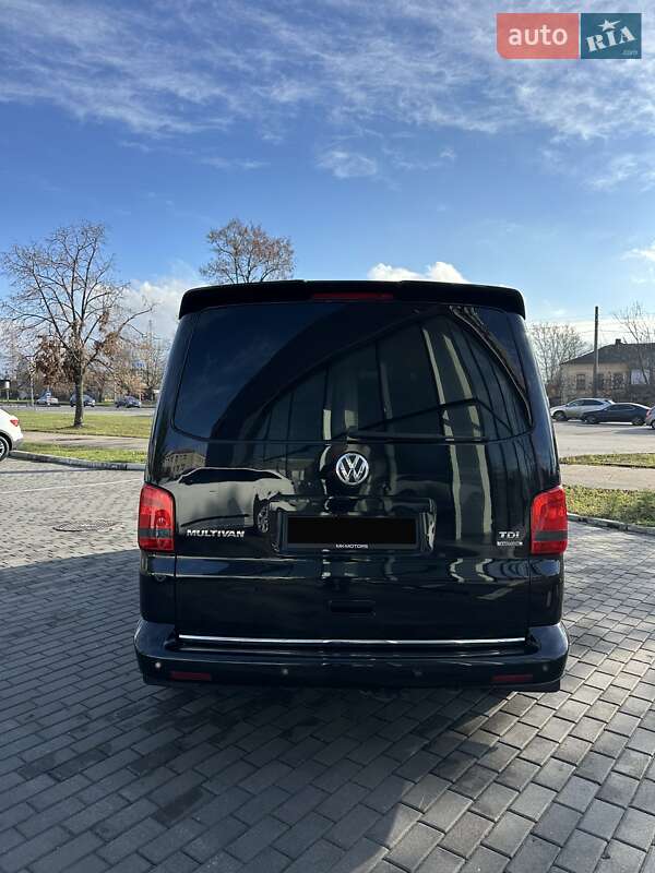 Минивэн Volkswagen Multivan 2011 в Киеве