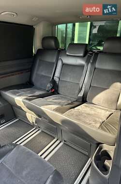 Минивэн Volkswagen Multivan 2011 в Киеве