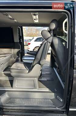 Минивэн Volkswagen Multivan 2011 в Киеве