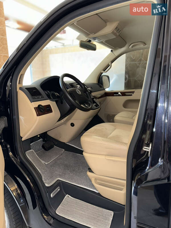 Мінівен Volkswagen Multivan 2008 в Києві фото 7 Мінівен Volkswagen Multivan 2008 в Києві