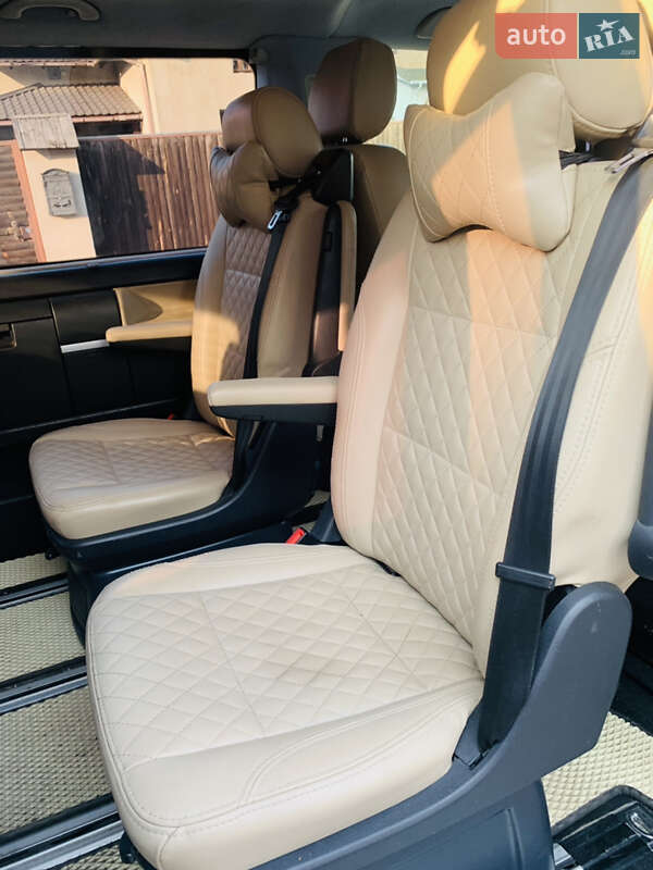 Мінівен Volkswagen Multivan 2016 в Києві фото 12 Мінівен Volkswagen Multivan 2016 в Києві