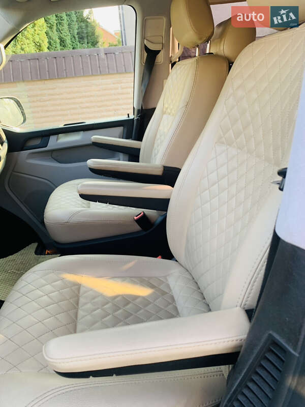 Мінівен Volkswagen Multivan 2016 в Києві фото 18 Мінівен Volkswagen Multivan 2016 в Києві