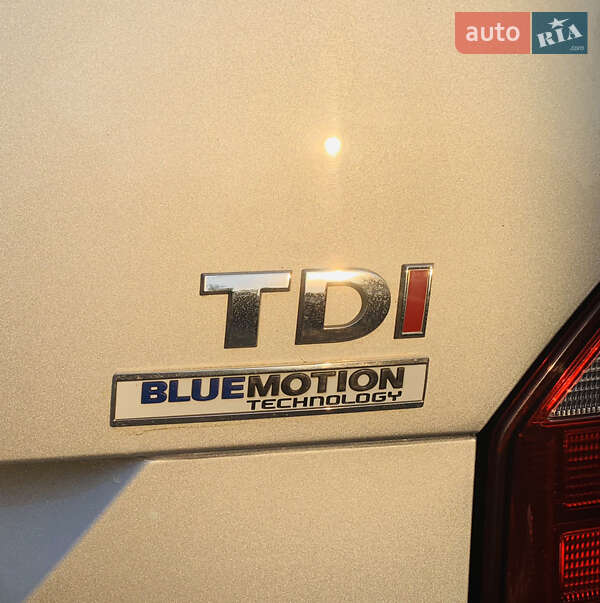 Мінівен Volkswagen Multivan 2016 в Києві фото 46 Мінівен Volkswagen Multivan 2016 в Києві