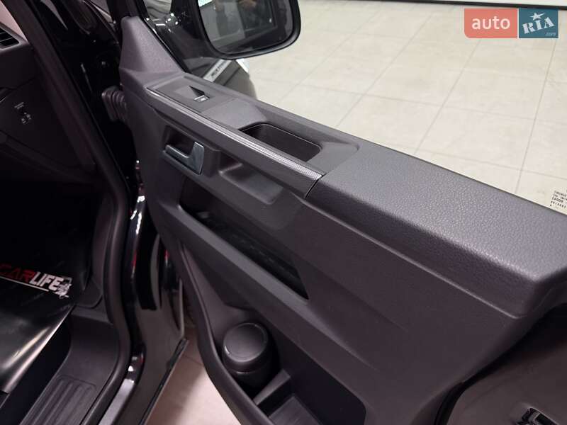 Минивэн Volkswagen Multivan 2024 в Тернополе фото 57 Минивэн Volkswagen Multivan 2024 в Тернополе