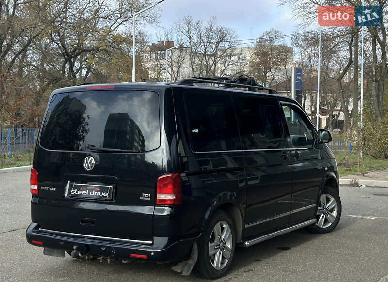 Мінівен Volkswagen Multivan 2011 в Миколаєві
