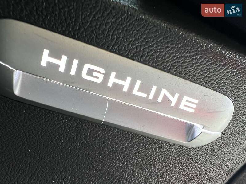 Минивэн Volkswagen Multivan 2021 в Киеве