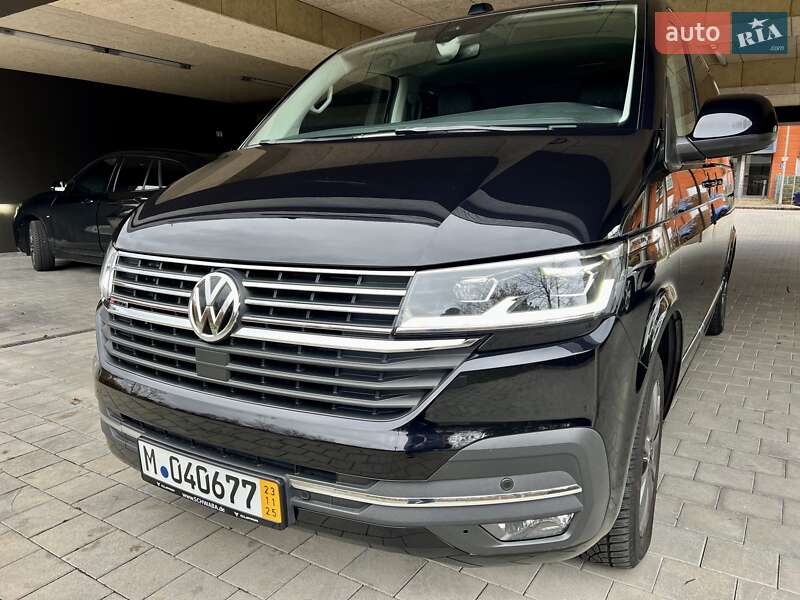 Минивэн Volkswagen Multivan 2021 в Киеве