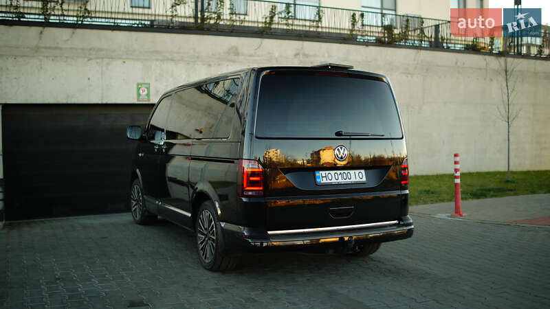 Мінівен Volkswagen Multivan 2016 в Львові