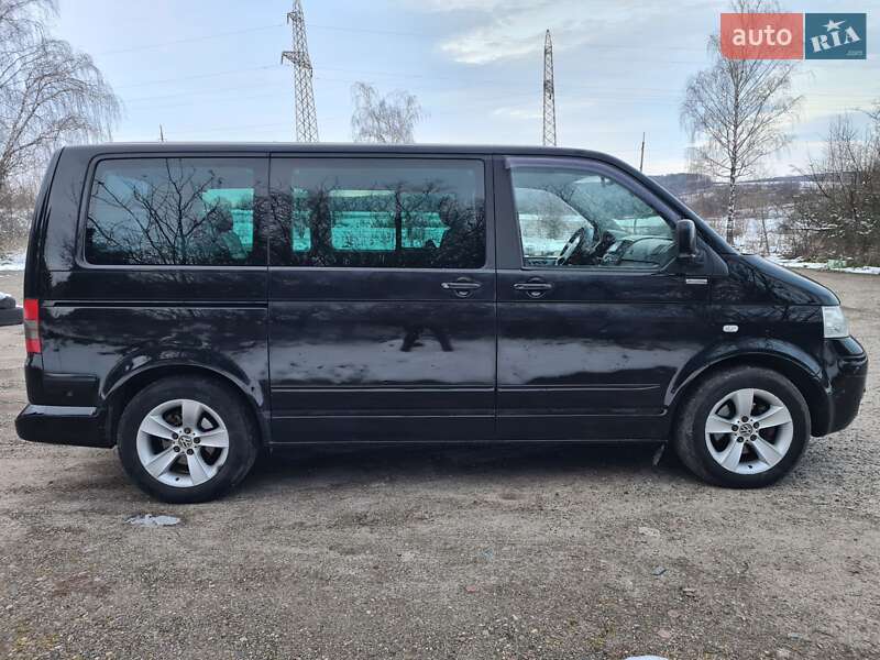 Минивэн Volkswagen Multivan 2007 в Новом Роздоле