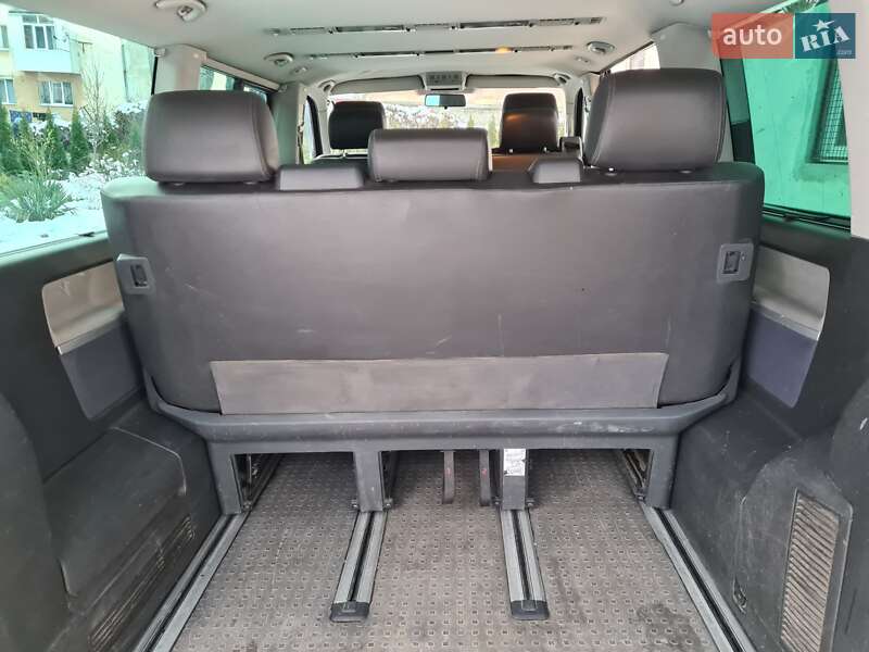 Минивэн Volkswagen Multivan 2007 в Новом Роздоле