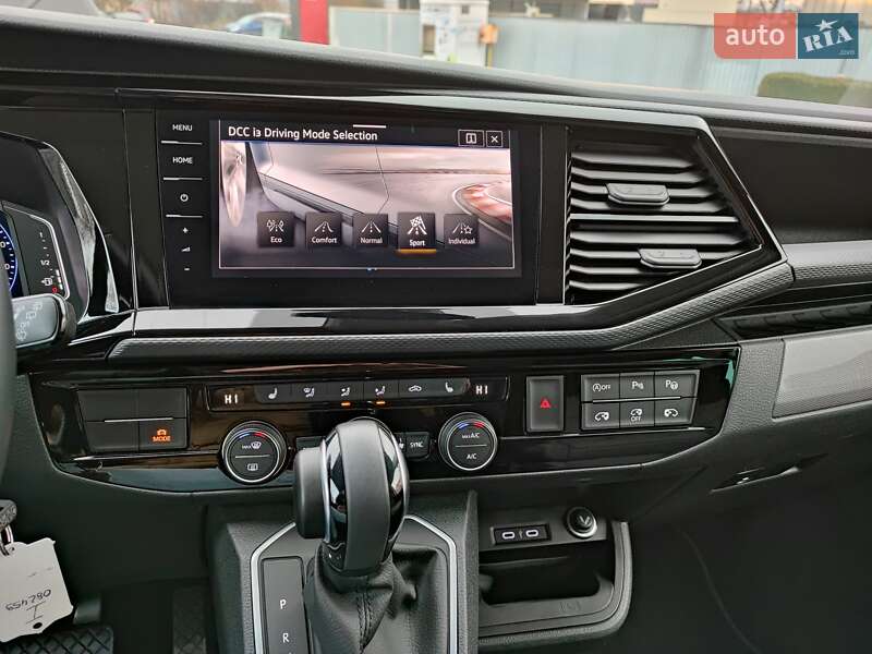 Минивэн Volkswagen Multivan 2022 в Черновцах