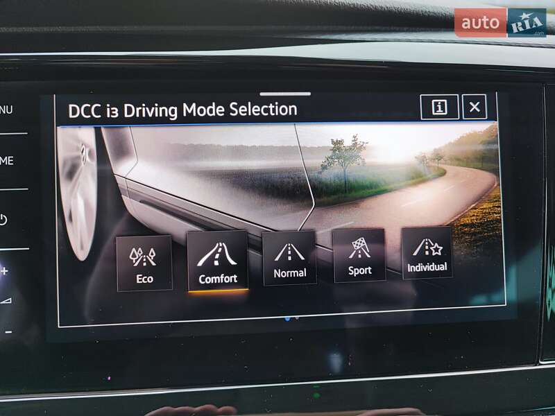 Минивэн Volkswagen Multivan 2022 в Черновцах