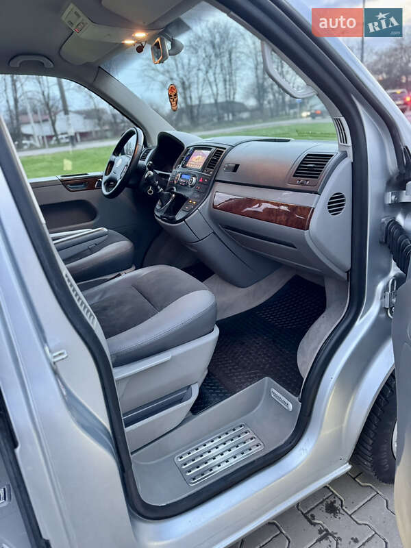Минивэн Volkswagen Multivan 2006 в Житомире фото 15 Минивэн Volkswagen Multivan 2006 в Житомире