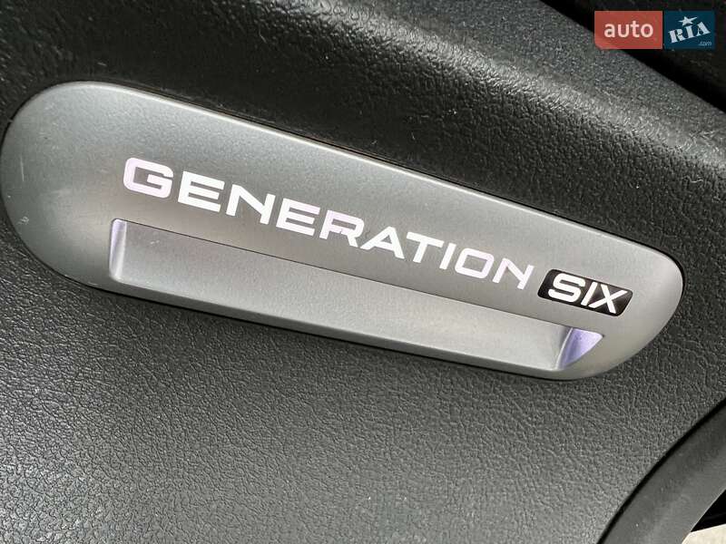 Минивэн Volkswagen Multivan 2022 в Киеве