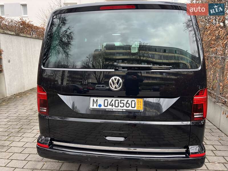 Минивэн Volkswagen Multivan 2022 в Киеве