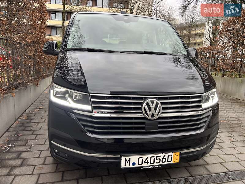 Минивэн Volkswagen Multivan 2022 в Киеве
