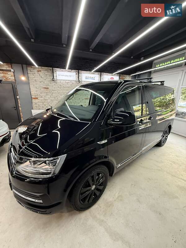 Мінівен Volkswagen Multivan 2016 в Львові