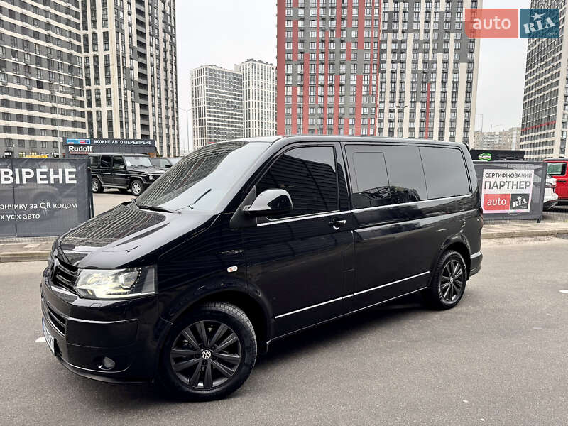 Минивэн Volkswagen Multivan 2012 в Киеве
