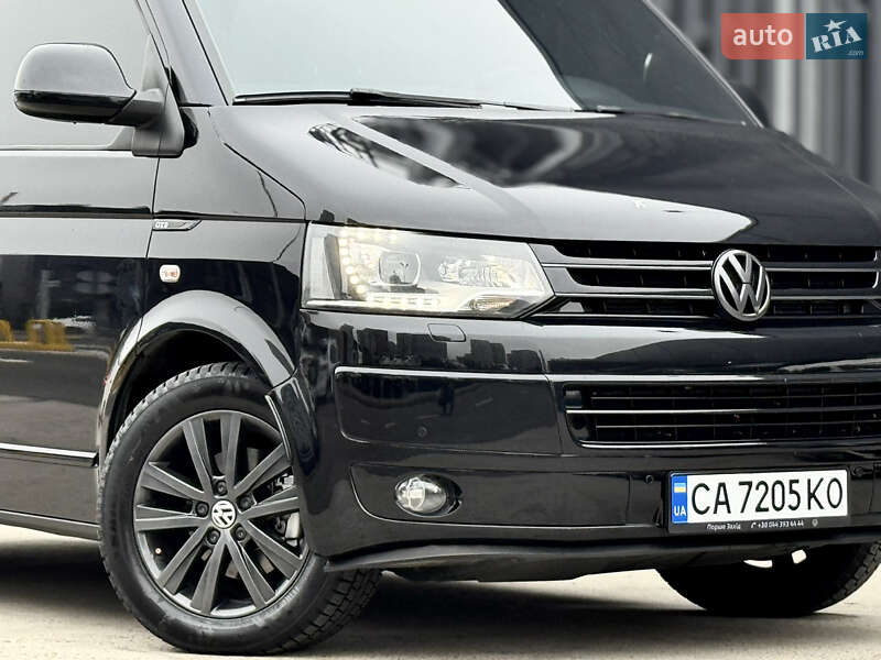 Минивэн Volkswagen Multivan 2012 в Киеве