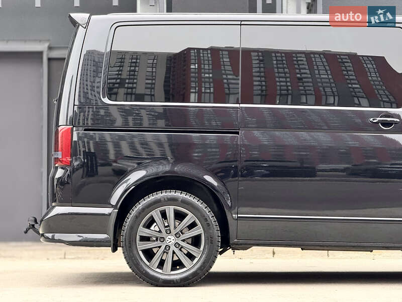 Минивэн Volkswagen Multivan 2012 в Киеве