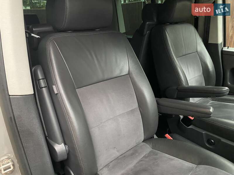 Мінівен Volkswagen Multivan 2013 в Охтирці фото 25 Мінівен Volkswagen Multivan 2013 в Охтирці