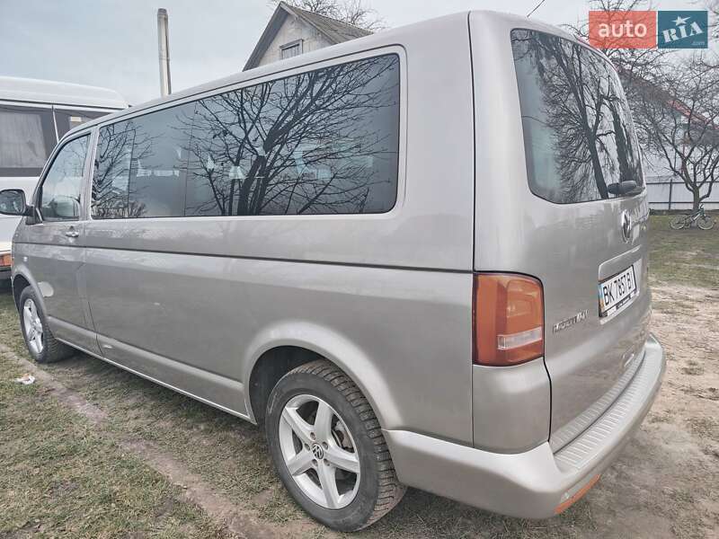 Минивэн Volkswagen Multivan 2013 в Сарнах