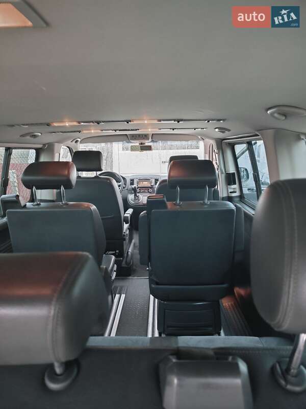 Минивэн Volkswagen Multivan 2013 в Сарнах