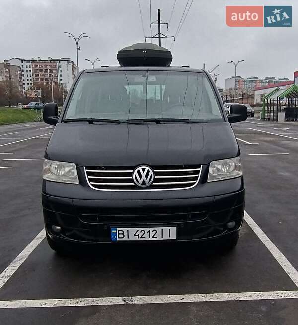 Минивэн Volkswagen Multivan 2006 в Чернигове фото Минивэн Volkswagen Multivan 2006 в Чернигове