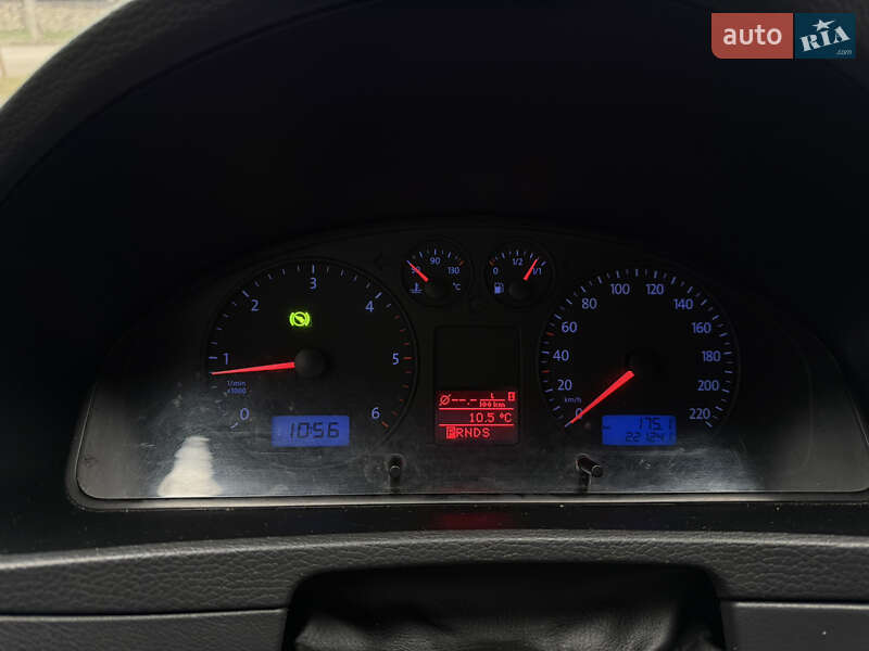 Мінівен Volkswagen Multivan 2007 в Івано-Франківську фото 10 Мінівен Volkswagen Multivan 2007 в Івано-Франківську