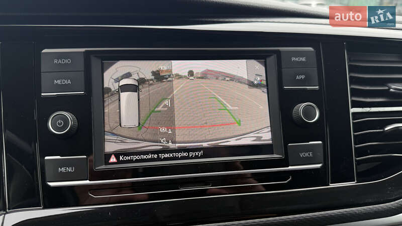 Минивэн Volkswagen Multivan 2020 в Киеве фото 50 Минивэн Volkswagen Multivan 2020 в Киеве