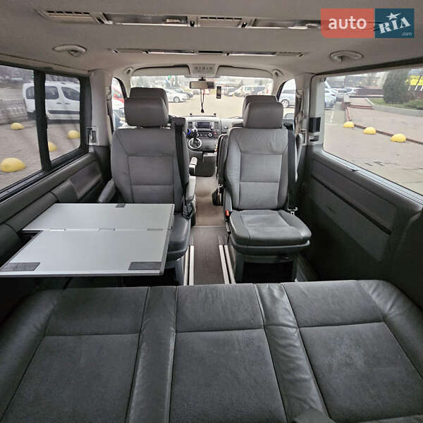 Минивэн Volkswagen Multivan 2010 в Киеве фото 5 Минивэн Volkswagen Multivan 2010 в Киеве