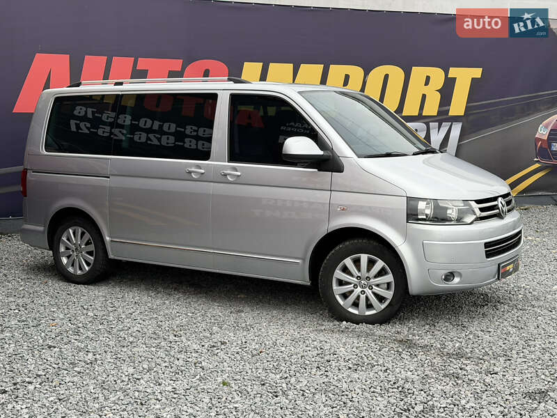 Минивэн Volkswagen Multivan 2011 в Стрые