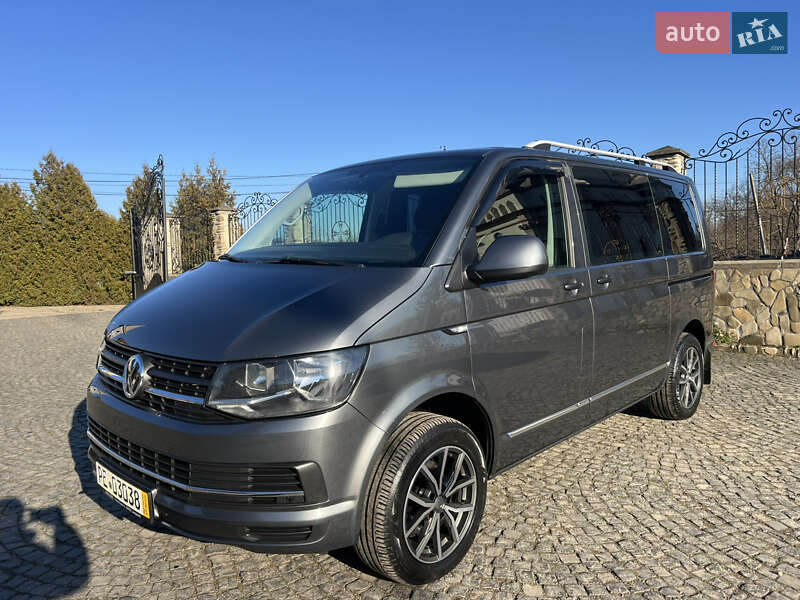 Минивэн Volkswagen Multivan 2018 в Черновцах
