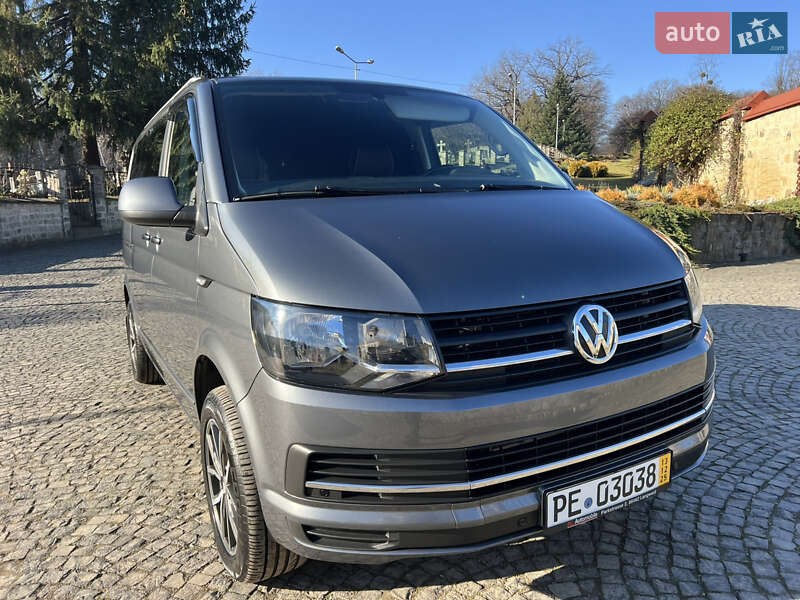 Минивэн Volkswagen Multivan 2018 в Черновцах