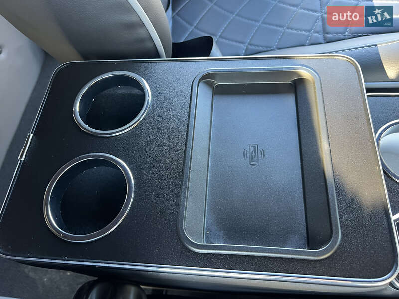 Минивэн Volkswagen Multivan 2018 в Черновцах