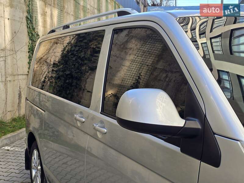 Минивэн Volkswagen Multivan 2013 в Хмельницком