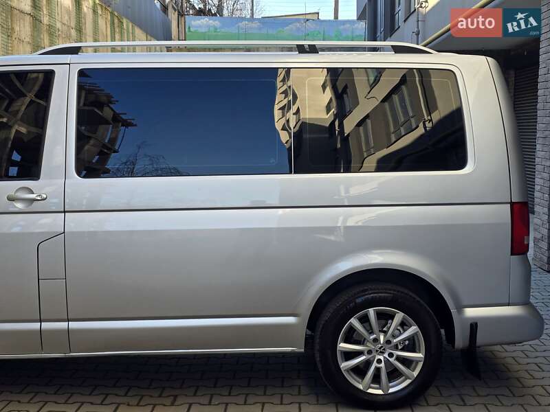 Минивэн Volkswagen Multivan 2013 в Хмельницком