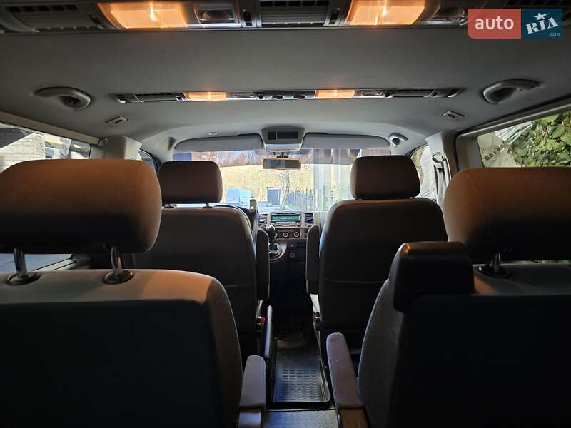 Минивэн Volkswagen Multivan 2013 в Хмельницком