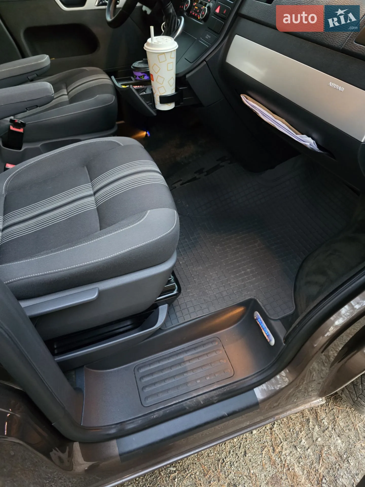 2012 Volkswagen Multivan - мініатюра 25