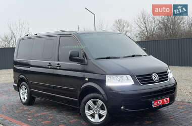 Минивэн Volkswagen Multivan 2009 в Берегово