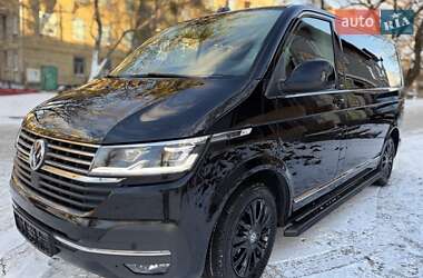 Мінівен Volkswagen Multivan 2022 в Києві