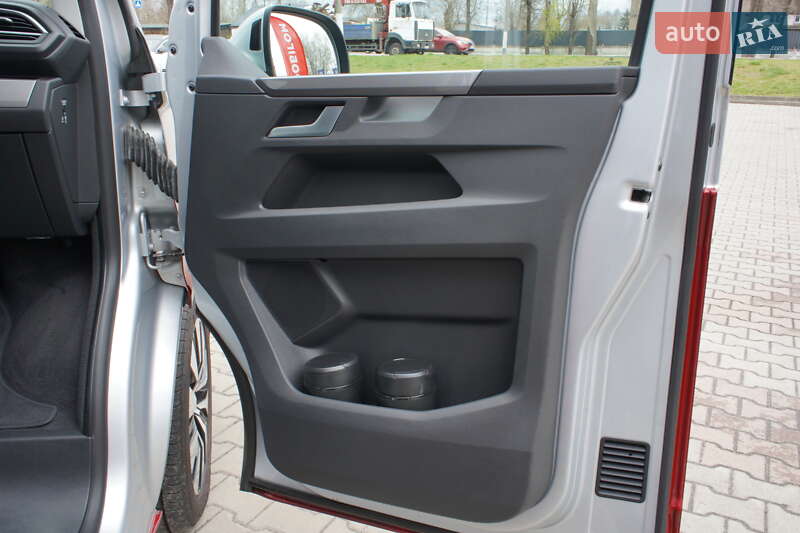 Мінівен Volkswagen Multivan 2020 в Житомирі