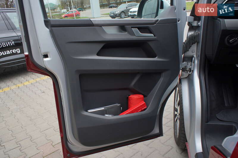 Мінівен Volkswagen Multivan 2020 в Житомирі