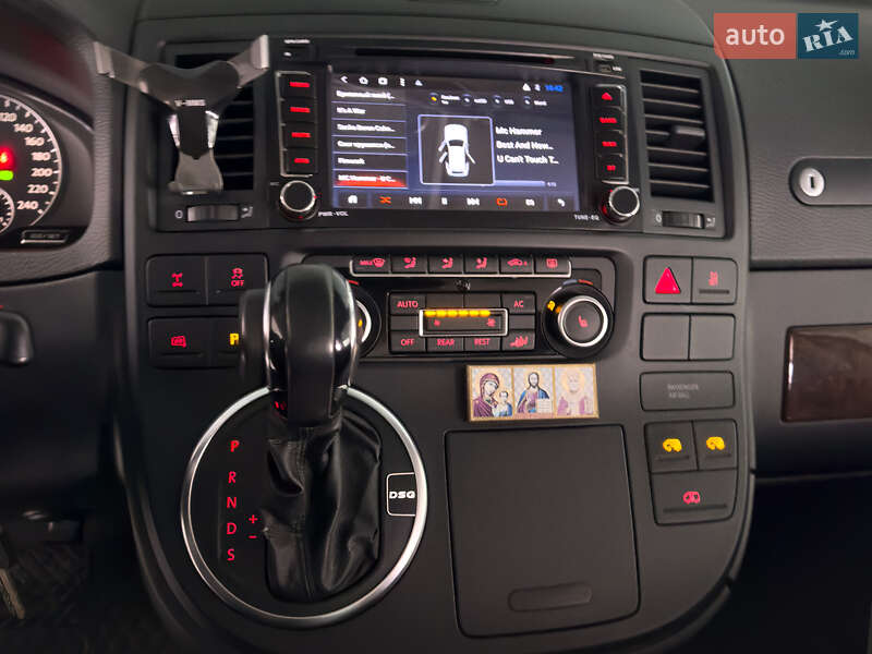 Мінівен Volkswagen Multivan 2011 в Києві